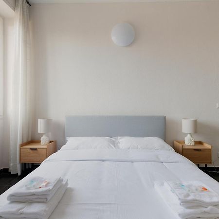 Corvetto M3 - Comfy Apt. With Balcony! Milano Esterno foto